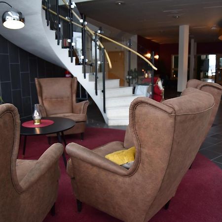 Hotell Arjaeng Екстериор снимка