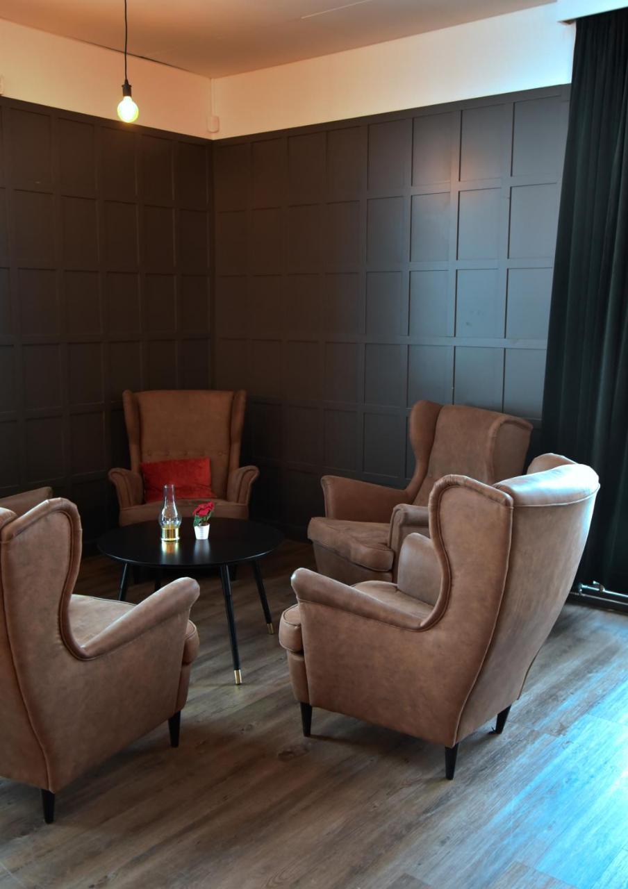 Hotell Arjaeng Екстериор снимка